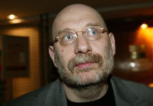 нов-акунин-мал